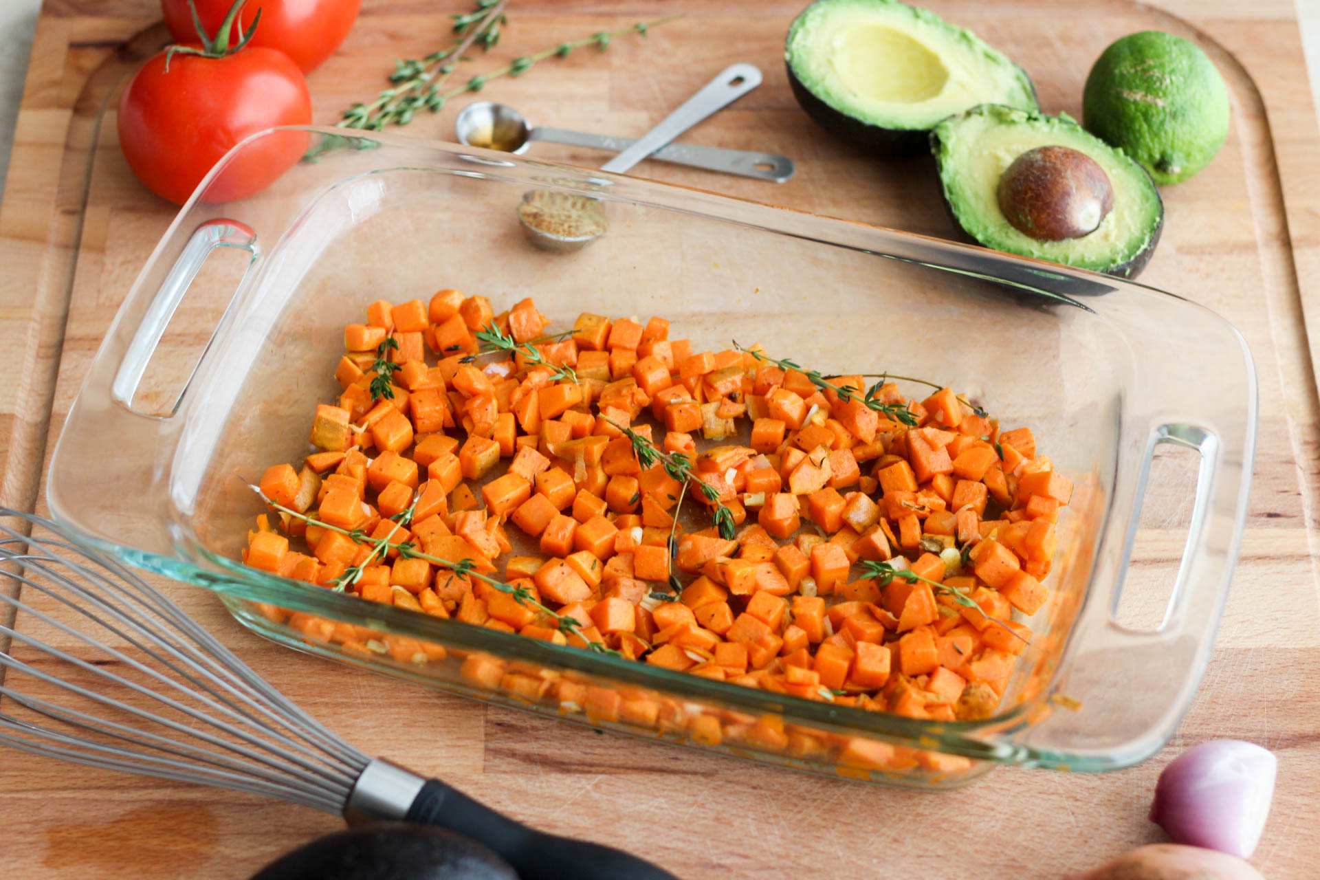 Avocado & Roasted Sweet Potato Salad Cups 