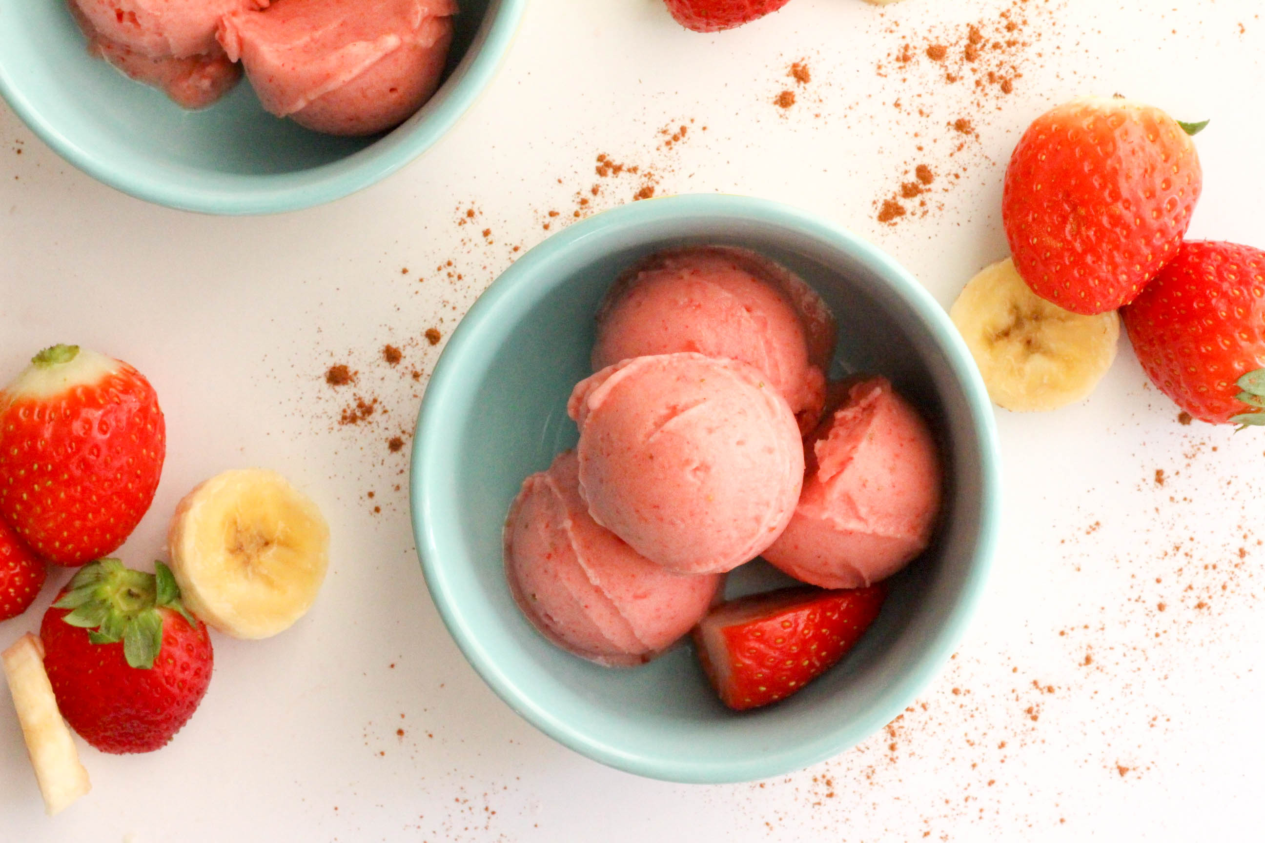 Strawberry Banana Ice Cream - Featured