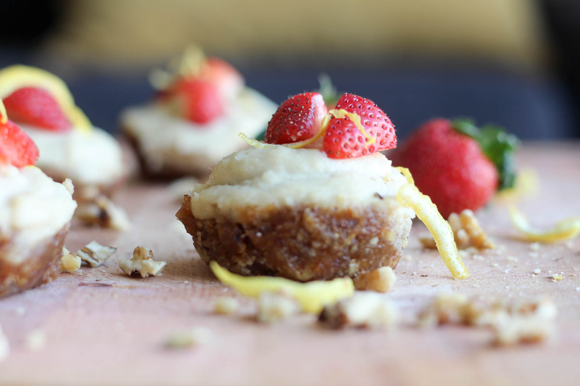 Vegan Strawberry Cheesecake 