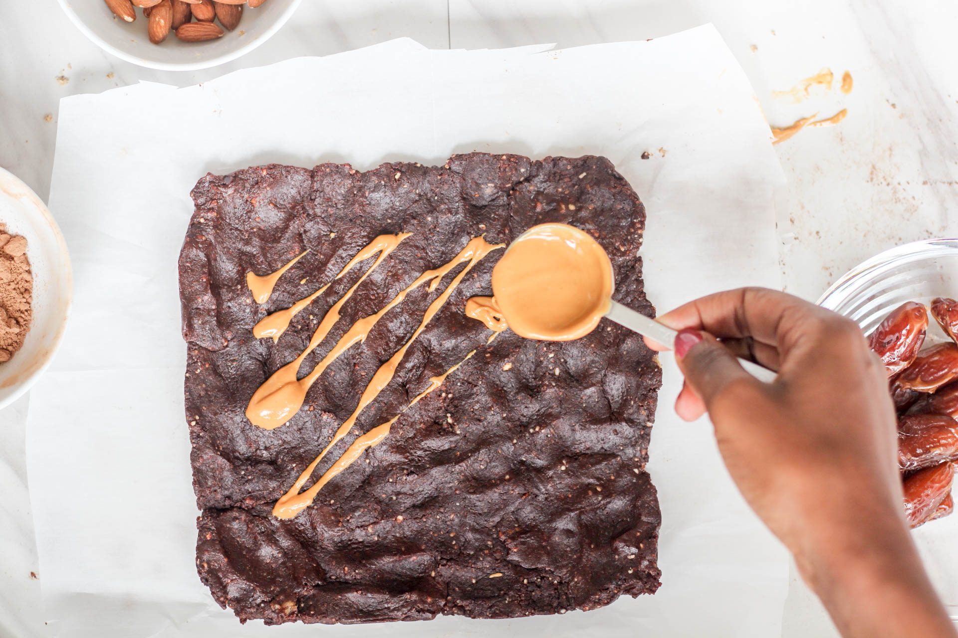No Bake Peanut Butter Brownies - PB Drizzle